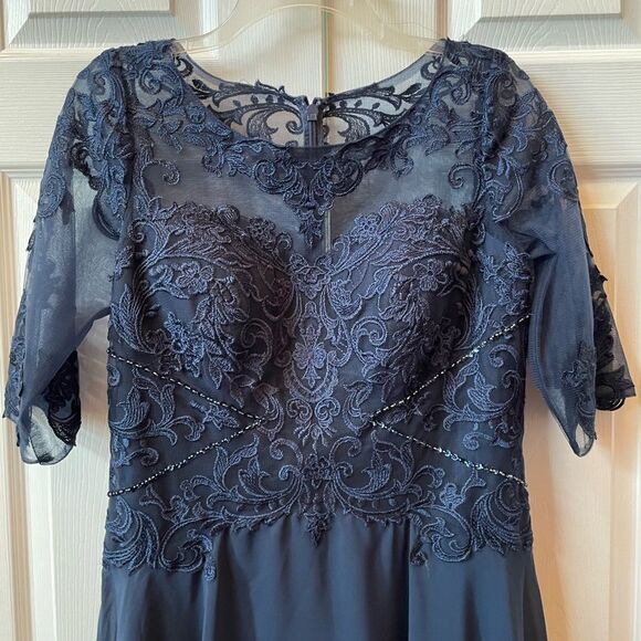 Dark Navy A-line Scoop Illusion Asymmetrical Lace Chiffon Dress Size 12 NWT - Picture 3 of 8